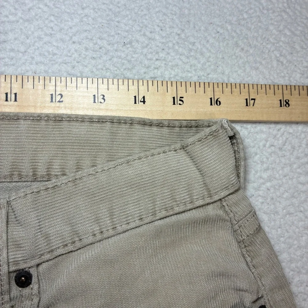 Levis measurements waist
